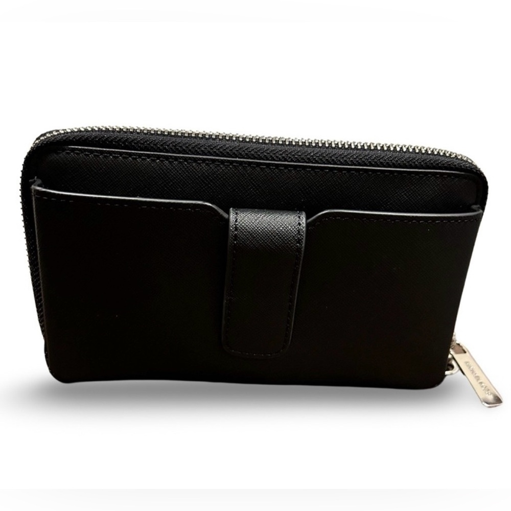 Michael Kors Wallet Clutch - Picture 2 of 4